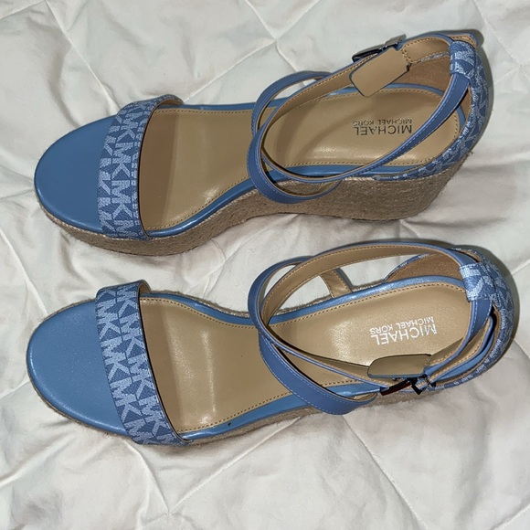 Like new Michael Kors Serena Wedge Espadrille size 9.5 platform - Picture 5 of 16